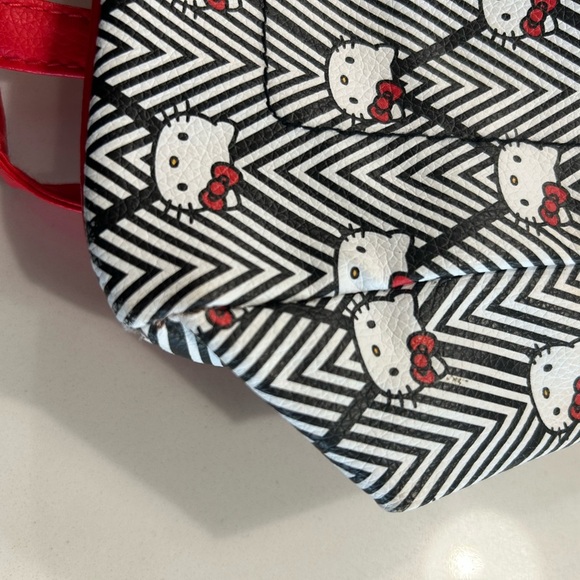 Sanrio HELLO KITTY White Black Red MINI BACK PACK 10'x10' - Picture 6 of 8